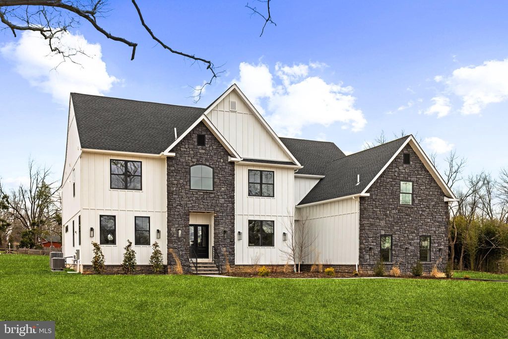 Photo of 968 Tennis Avenue, AMBLER, PA 19002 (MLS # PAMC2147176)