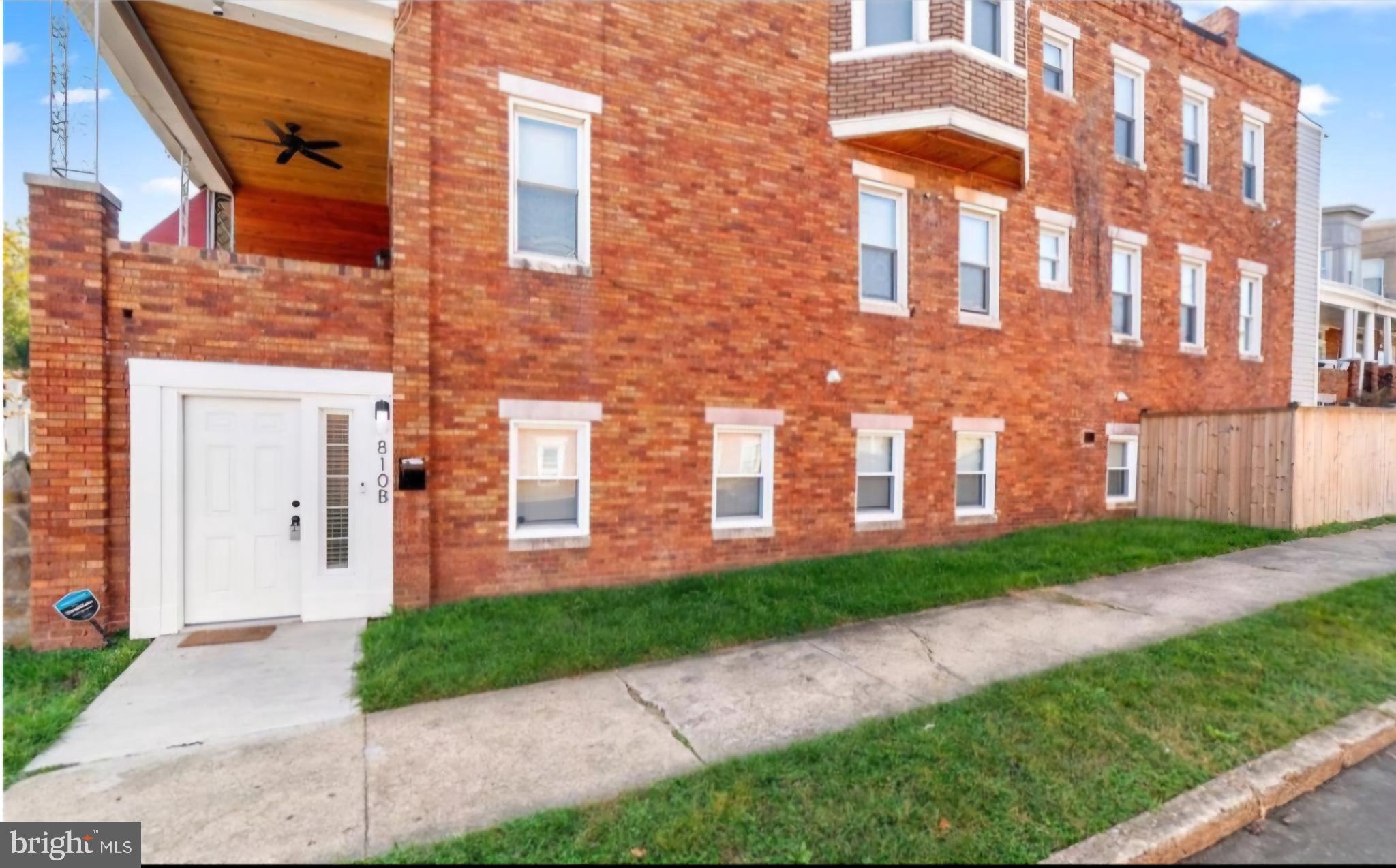 ROSEMONT - Residential Lease