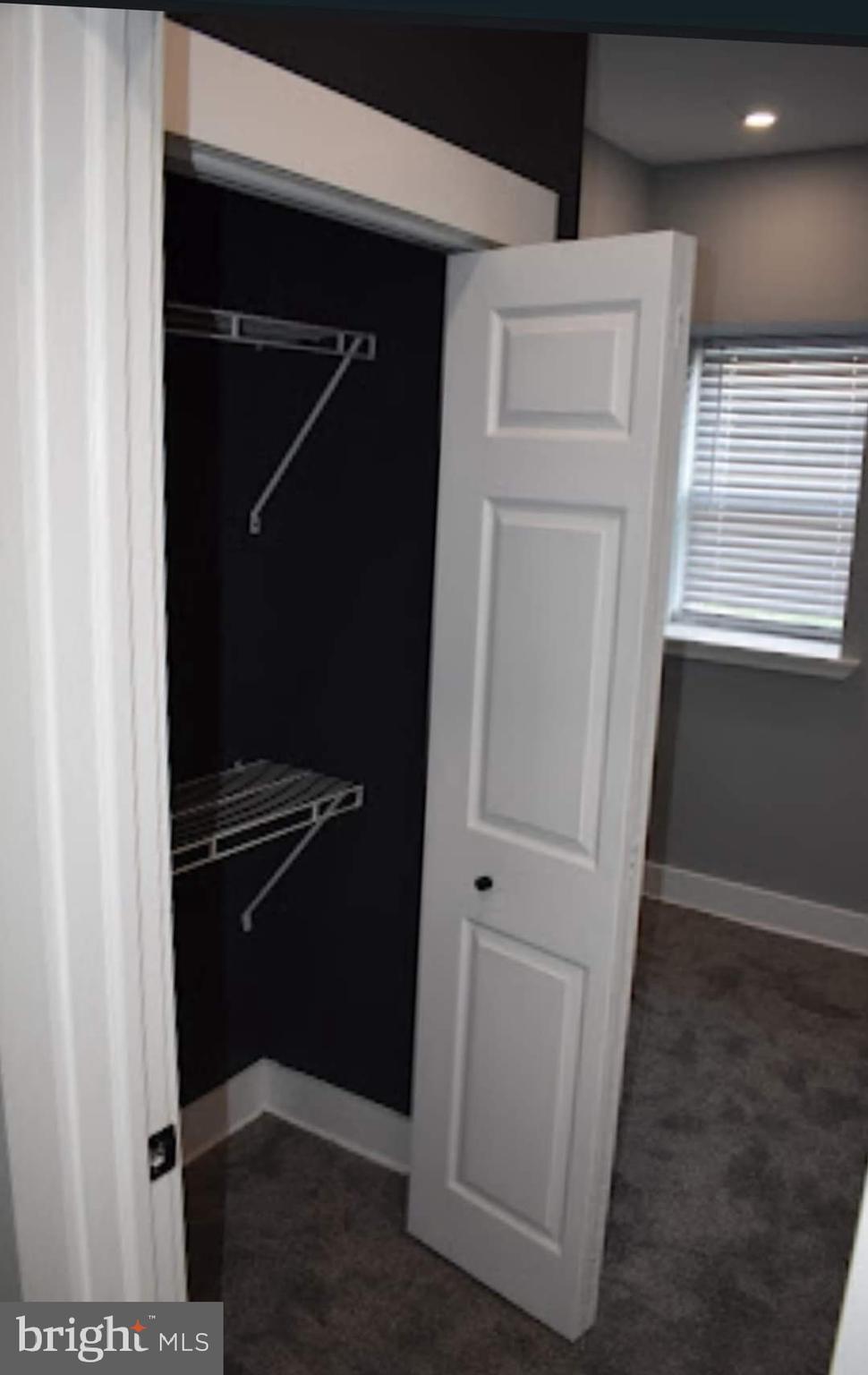 ROSEMONT - Residential Lease
