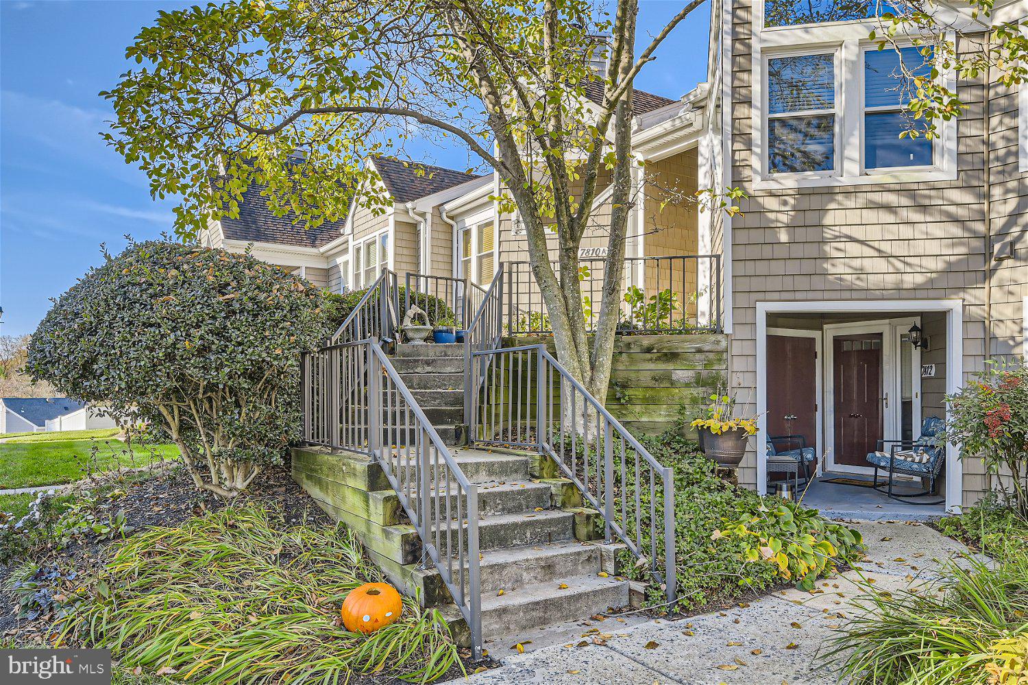 WOODLAND VILLAGE - Residential