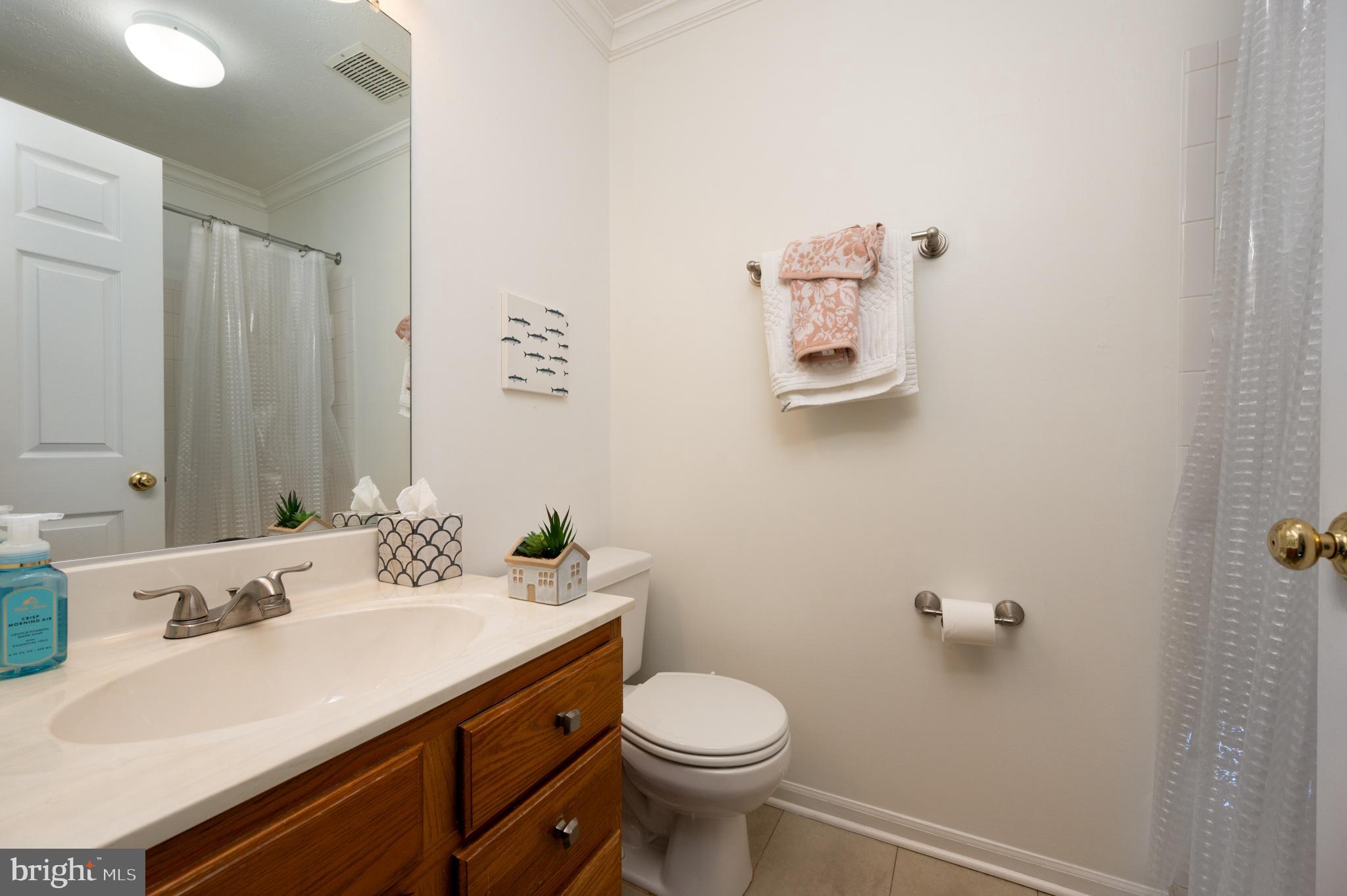 DEEP CREEK COMMONS - Residential