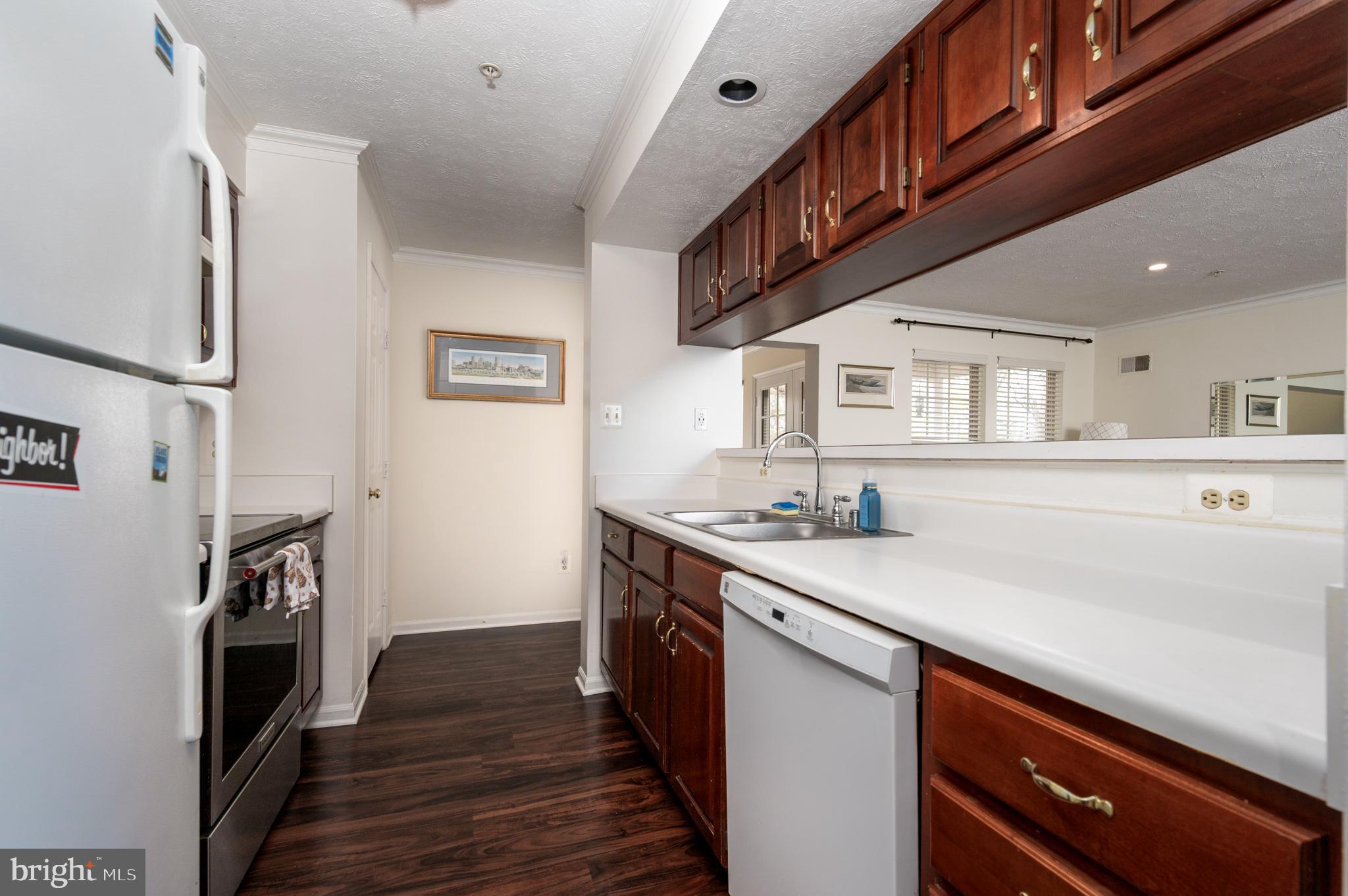 DEEP CREEK COMMONS - Residential