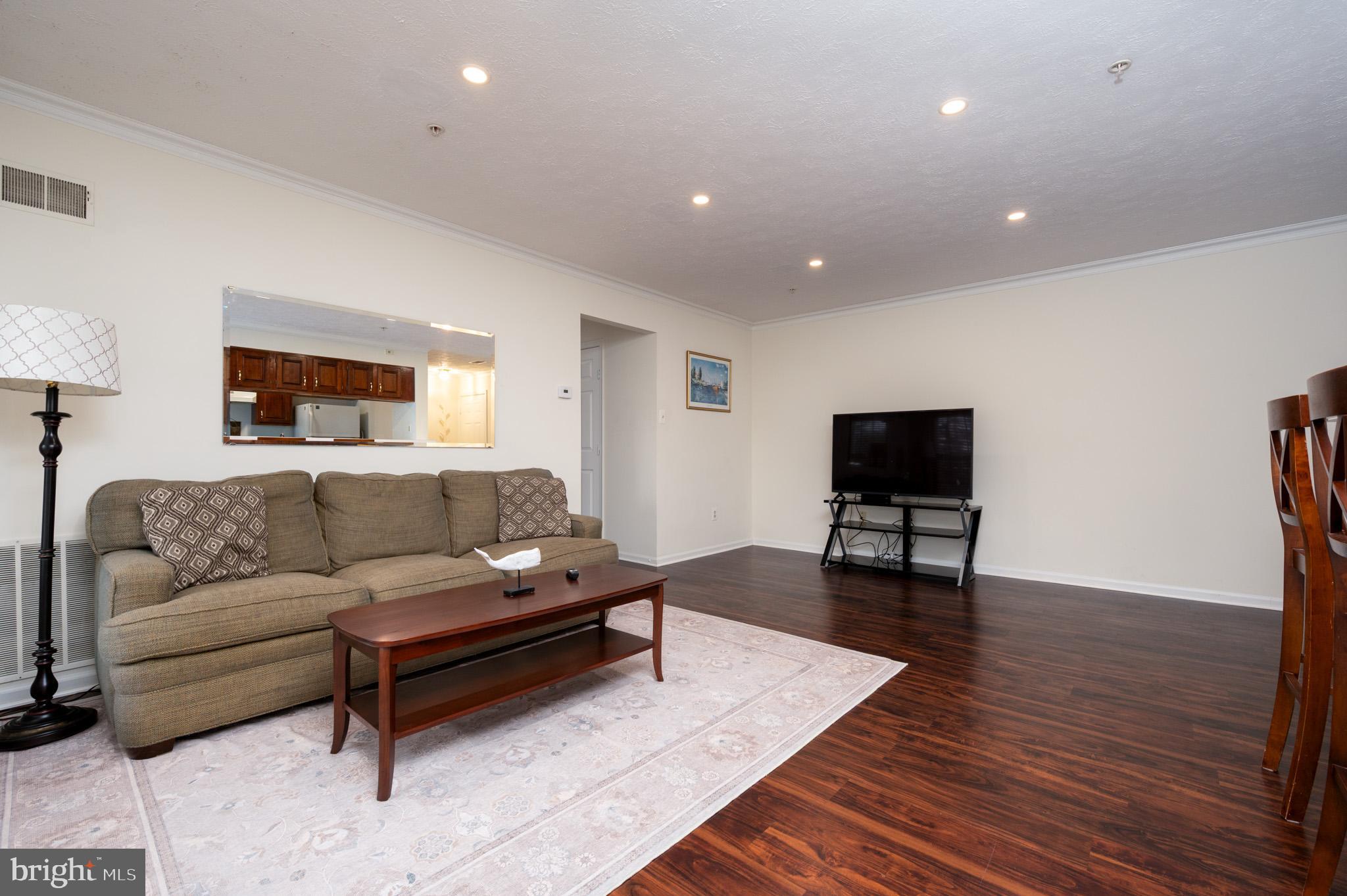 DEEP CREEK COMMONS - Residential