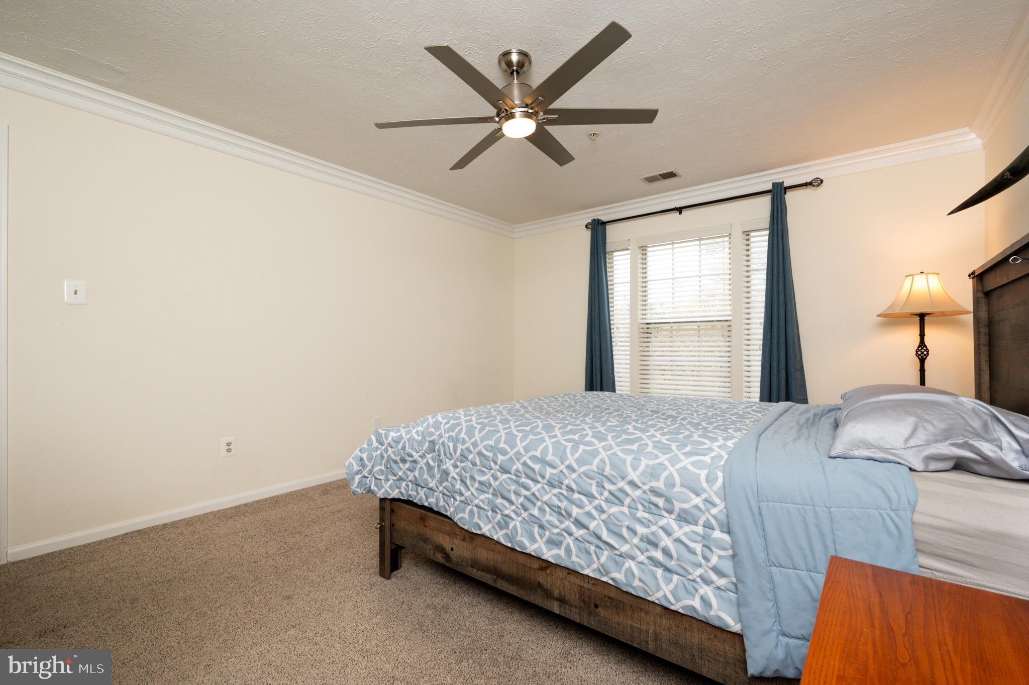 DEEP CREEK COMMONS - Residential