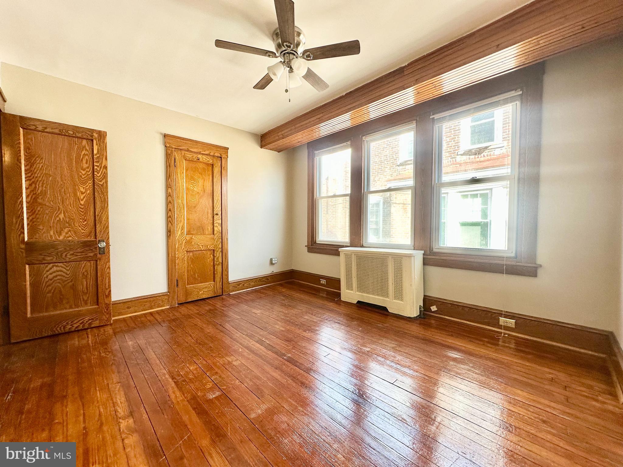 ROXBOROUGH - Residential