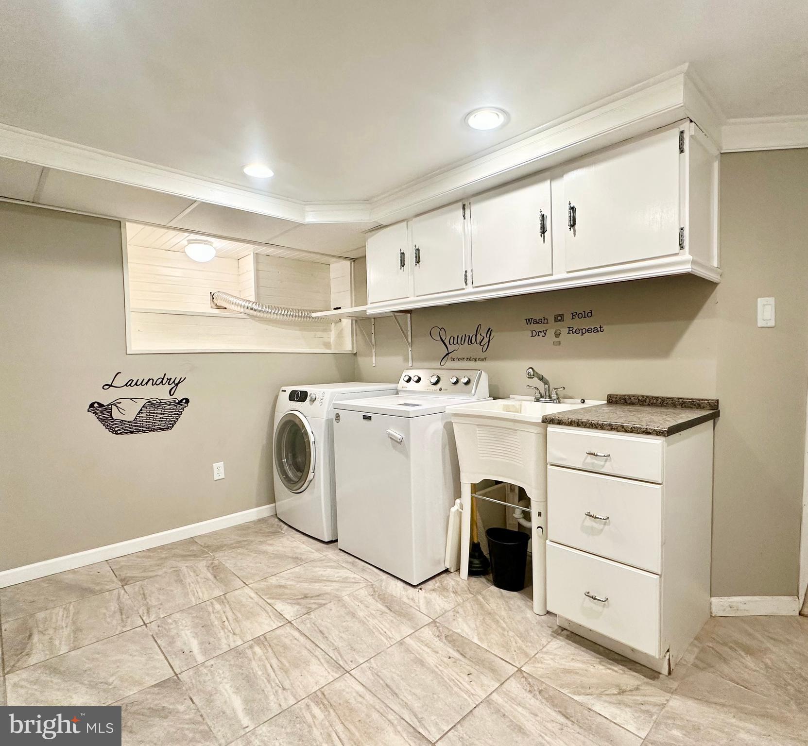 ROXBOROUGH - Residential