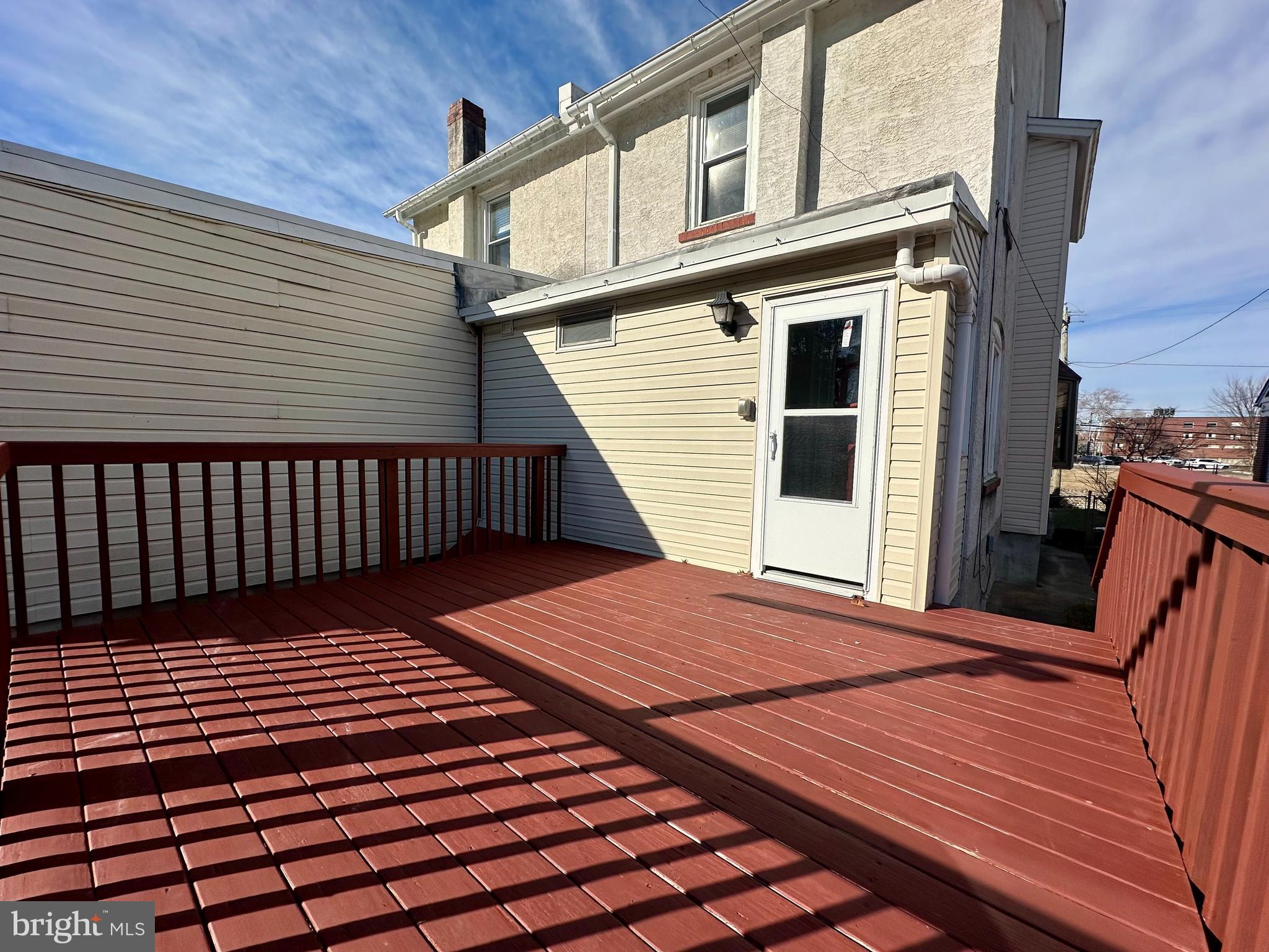 ROXBOROUGH - Residential