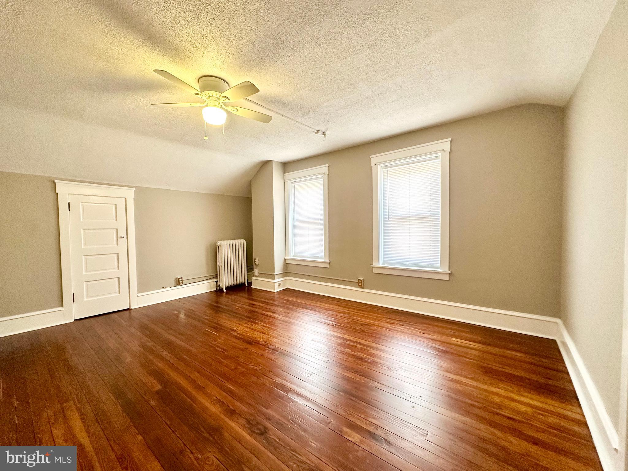 ROXBOROUGH - Residential