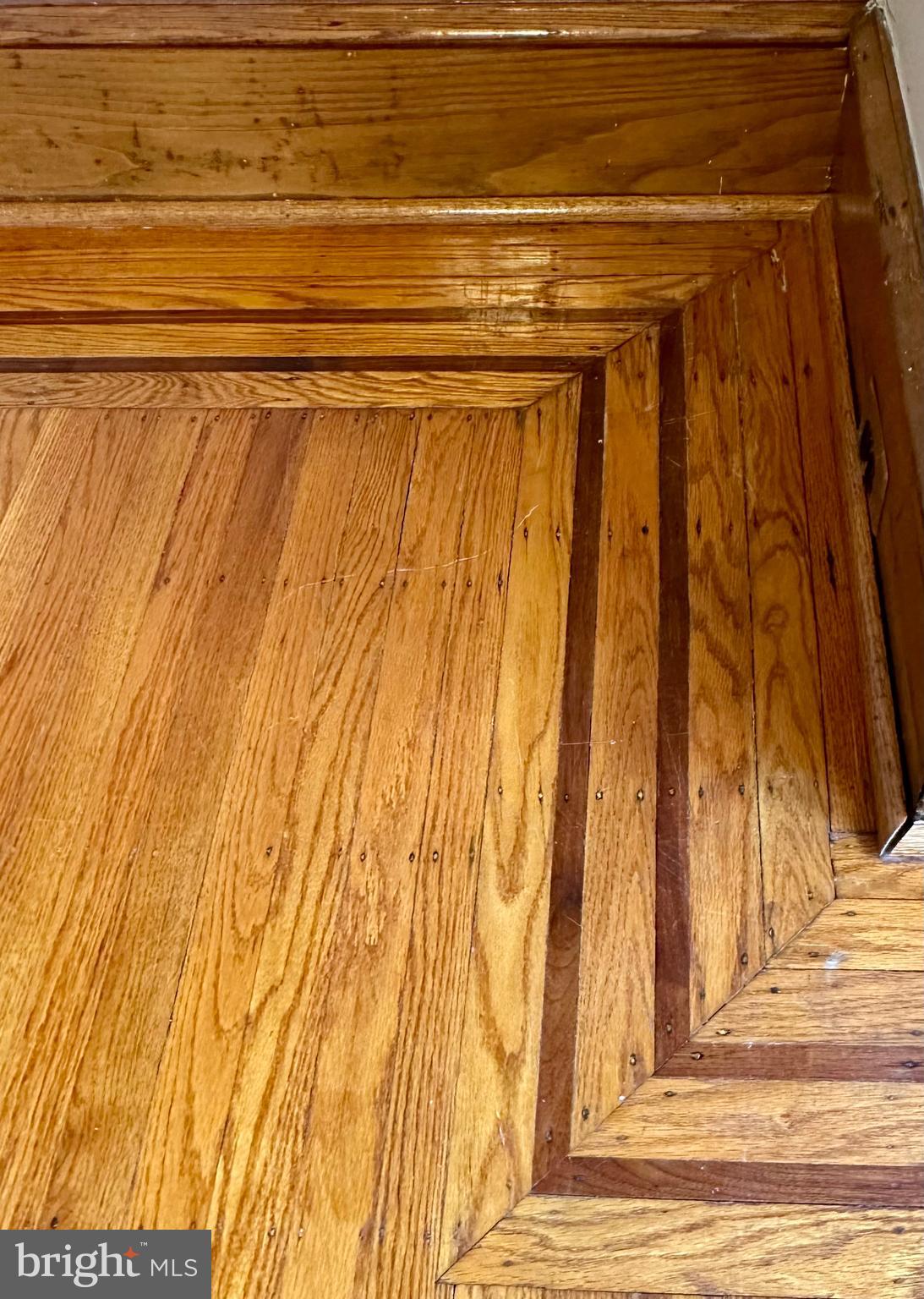 ROXBOROUGH - Residential