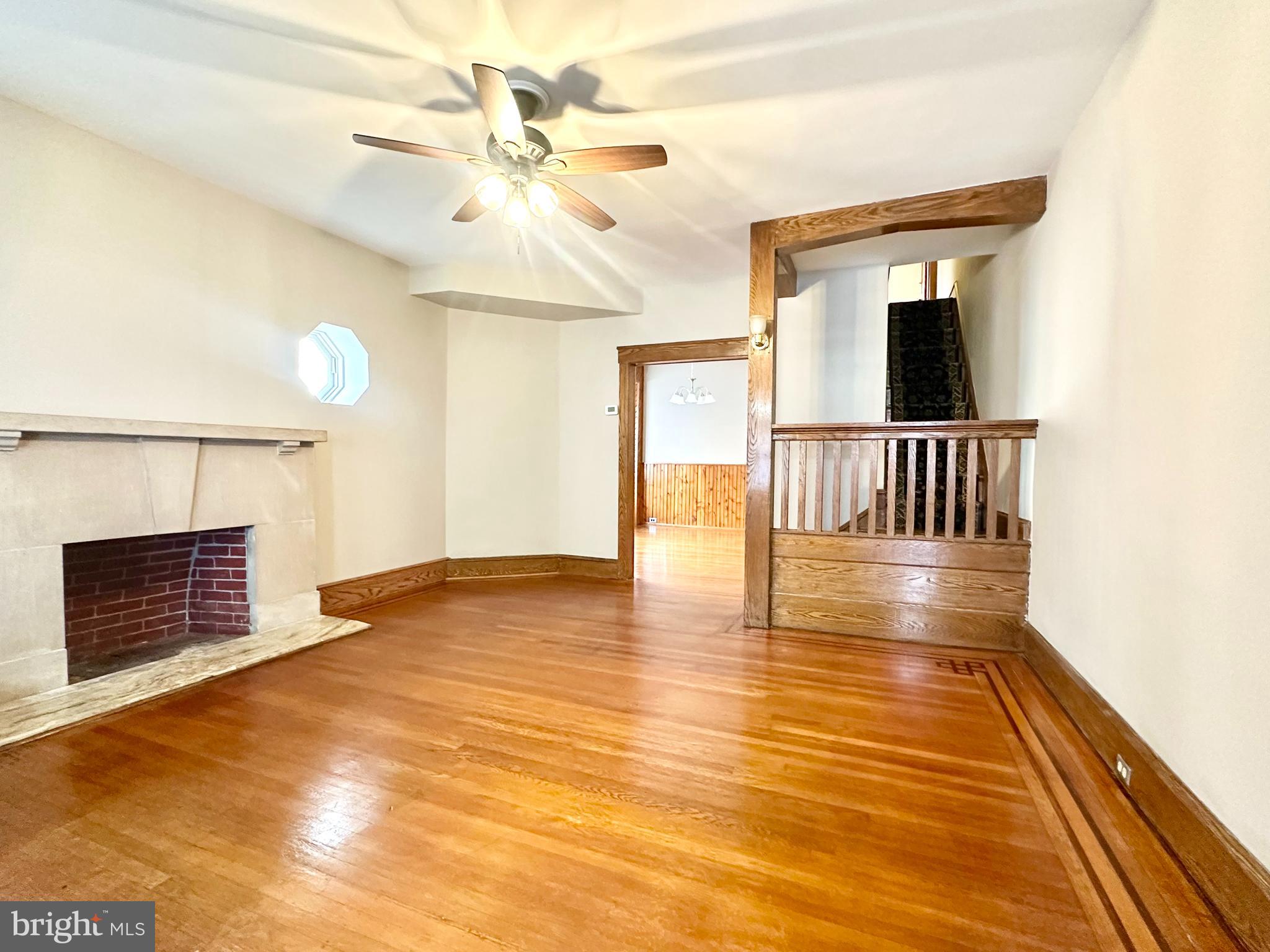 ROXBOROUGH - Residential