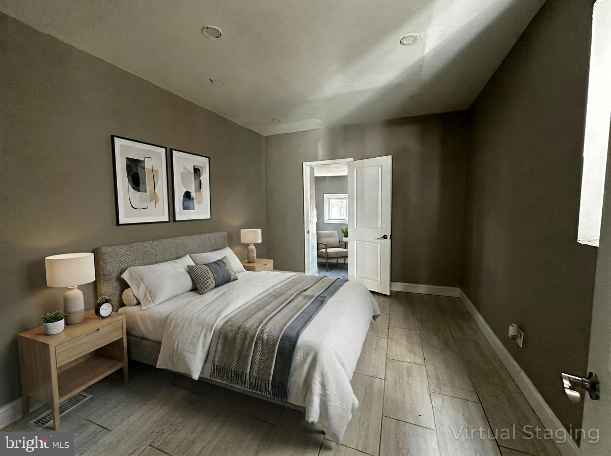 6142 LARCHWOOD AVENUE UNIT 1