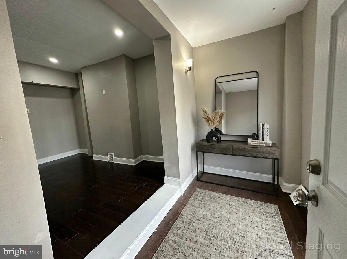 6142 LARCHWOOD AVENUE UNIT 1