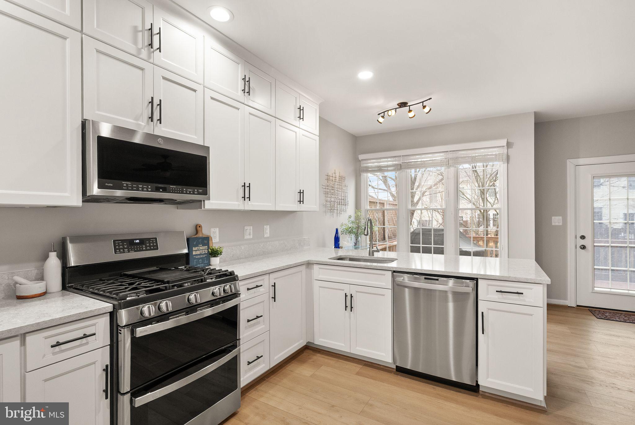 REGENCY RIDGE - Residential