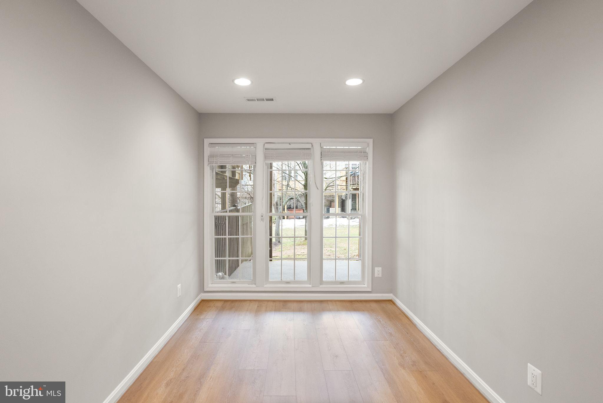 REGENCY RIDGE - Residential