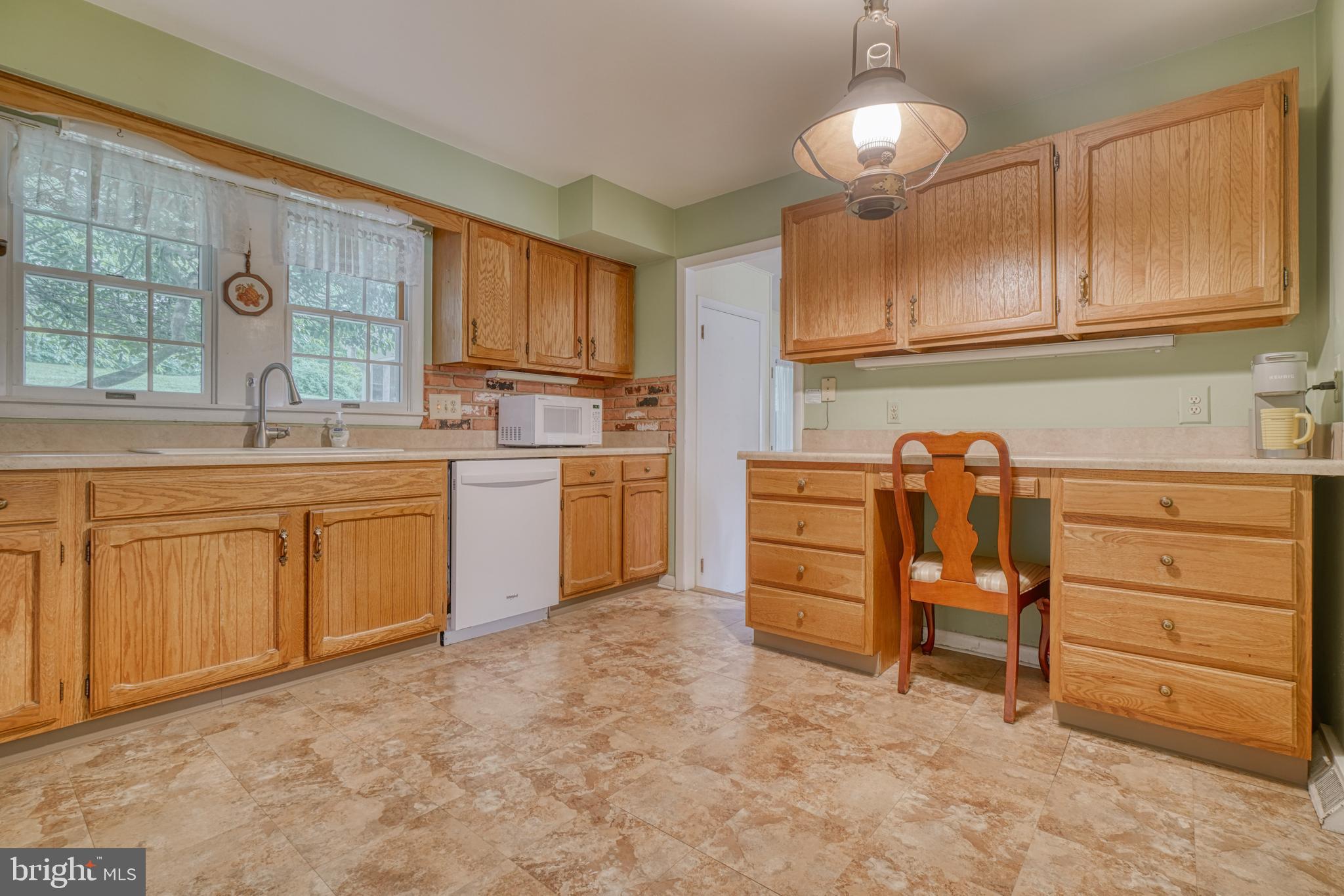 COLONIAL ACRES - Residential