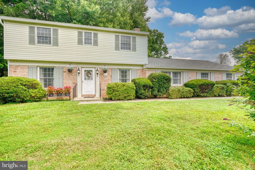 Welcome to 1220 Vermont Rd in sought after Colonial Acres neighborhood! This home has been meticulously maintained & freshly painted and is waiting for a new family! Main level features large living room, formal dining room, eat-in kitchen with desk area, and family room/den area with wood burning fireplace that leads out to the screened-in porch, laundry & garage. Upper level has 3 generously sized bedrooms, along with primary bedroom with ensuite full bath. Lower level is waiting for you to finish it how you wish, but has tons of storage in the meantime, along with a walk-in cedar closet. Seller is purchasing one year warranty for Buyers at settlement! 

Updates include: Roof (2017), HVAC (2009), HWH (2009), Washer (2019), Dryer (2022), Dishwasher (2022).
***There is hardwood flooring under the carpet in living & dining rooms***