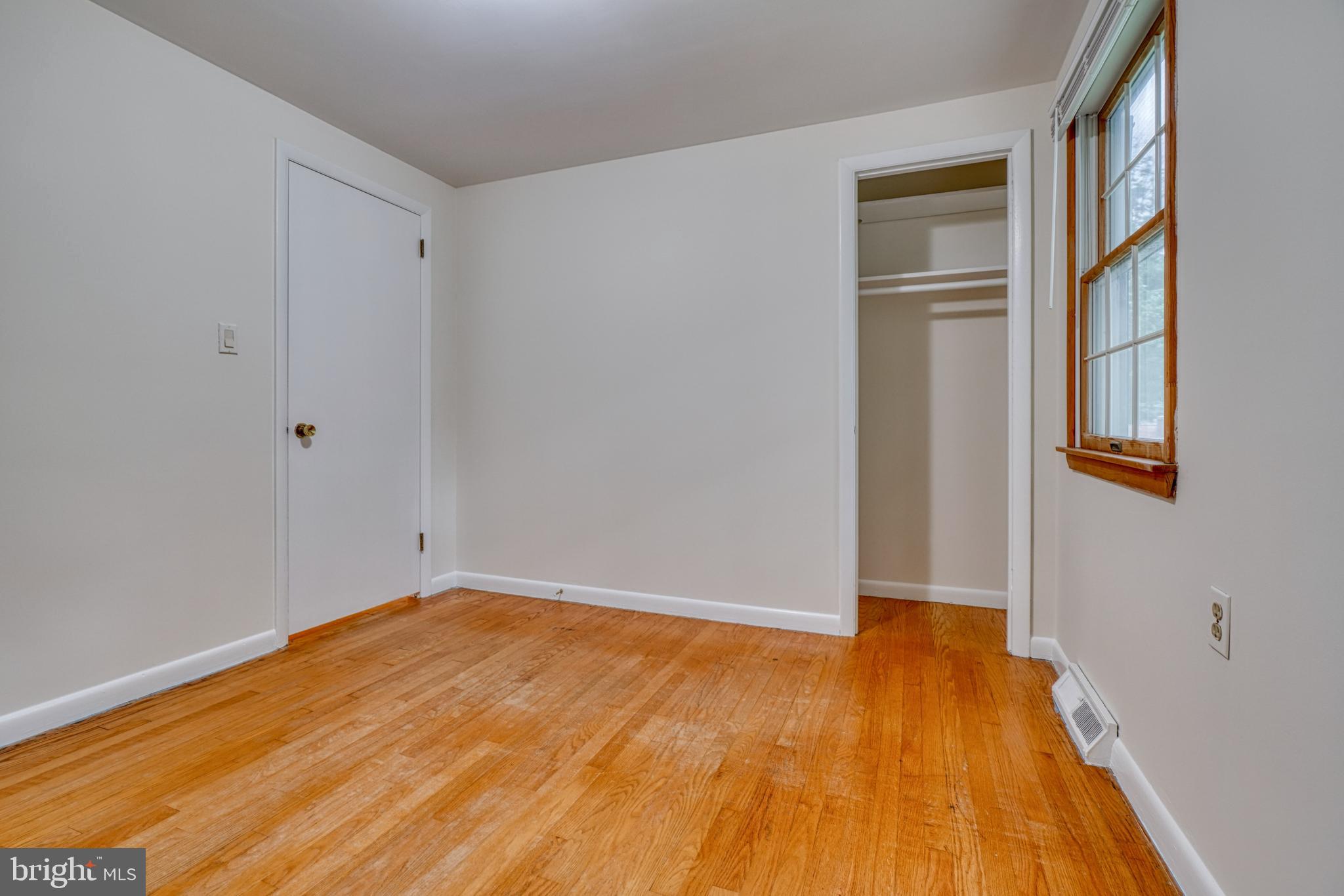 COLONIAL ACRES - Residential