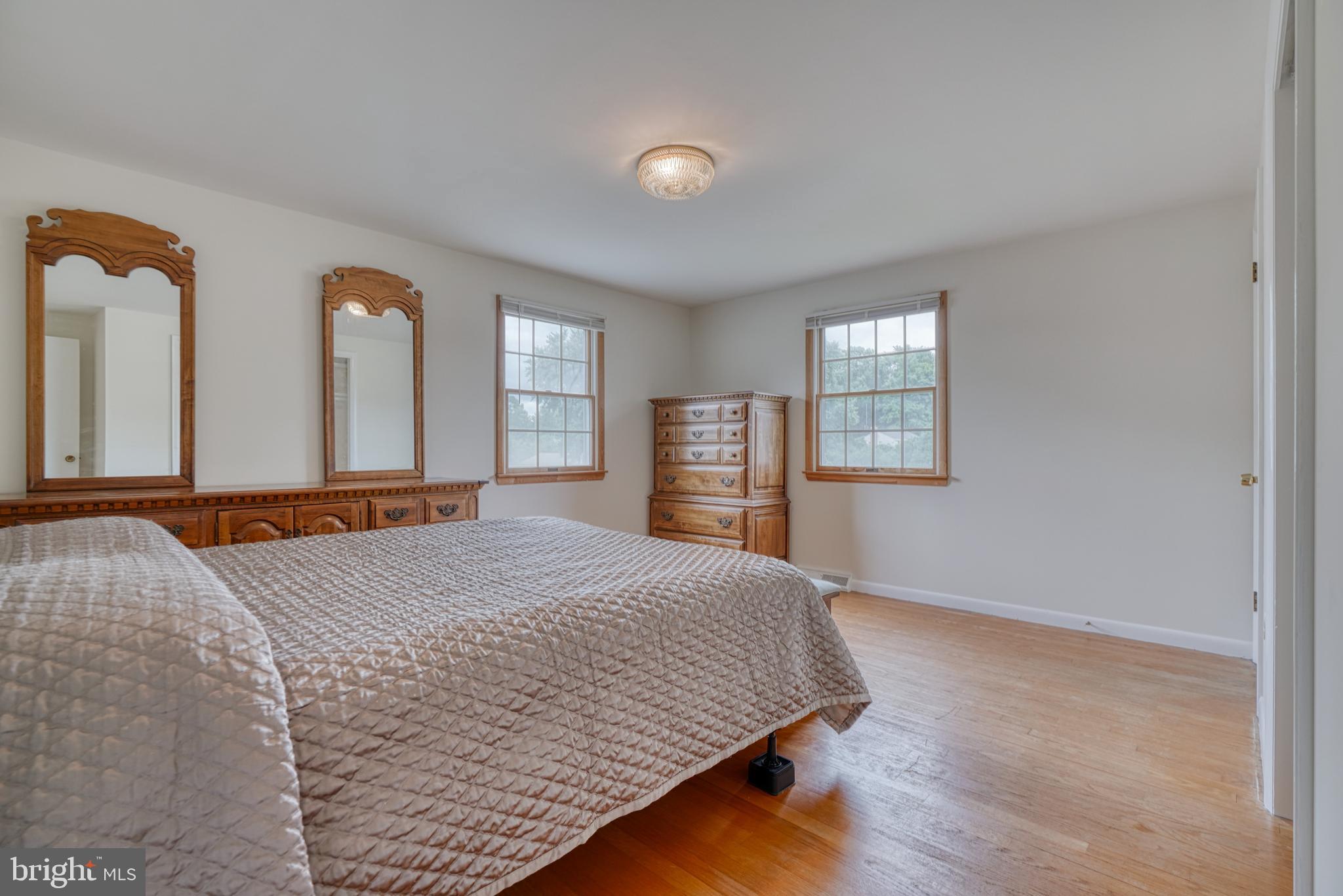 COLONIAL ACRES - Residential