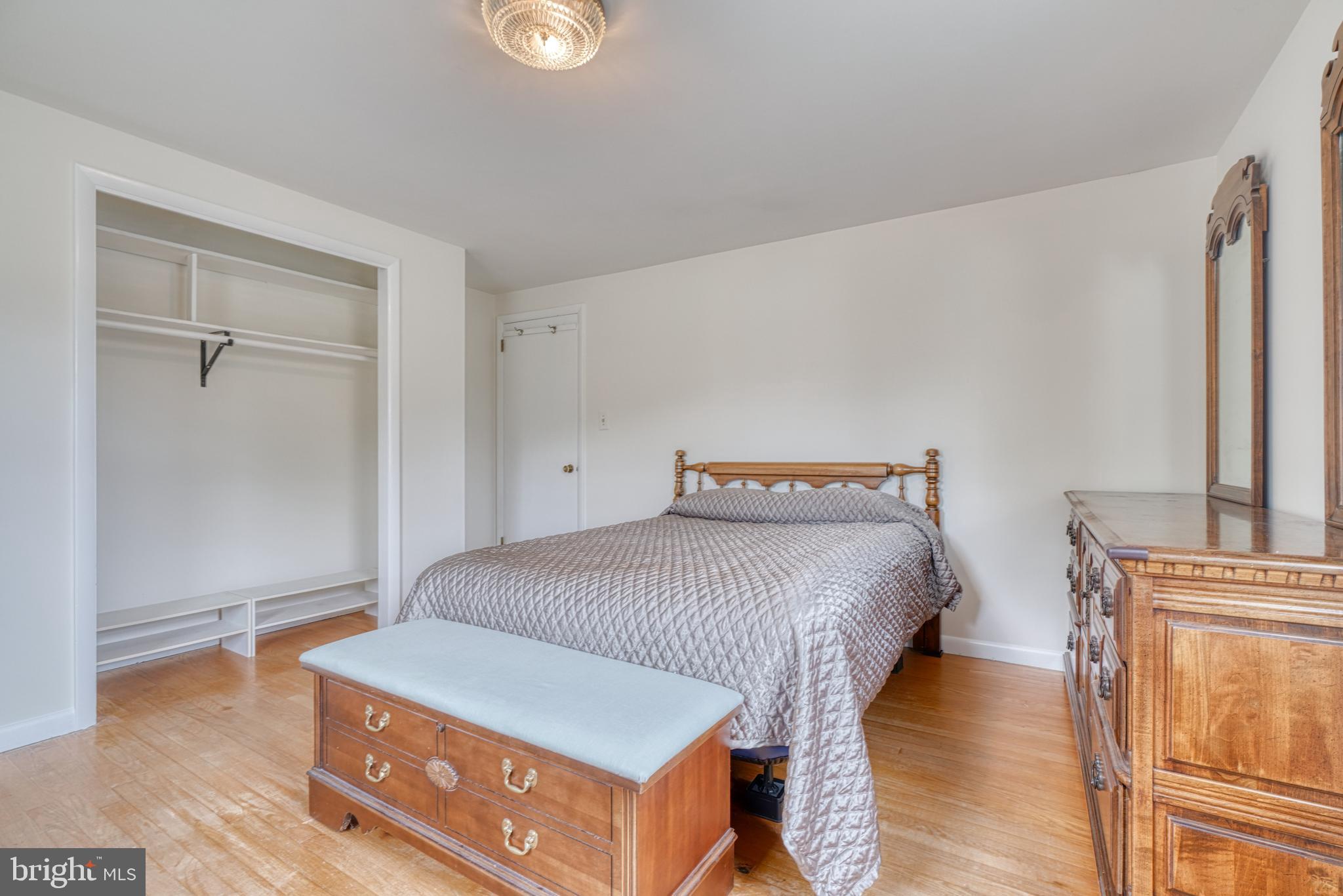 COLONIAL ACRES - Residential