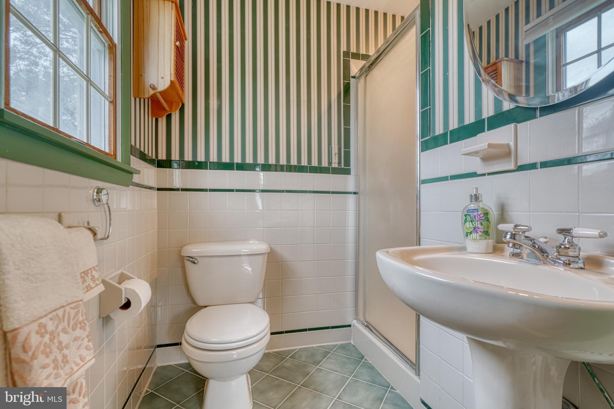 COLONIAL ACRES - Residential