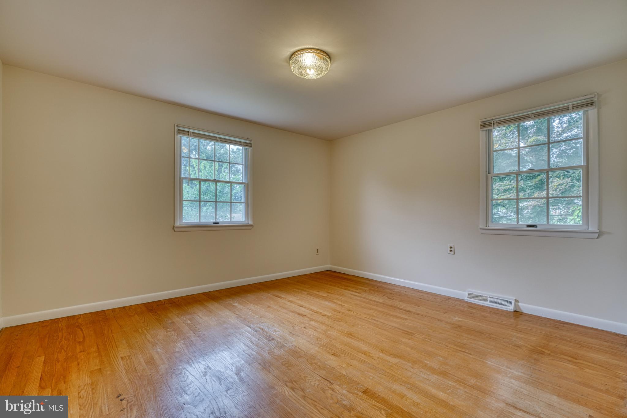 COLONIAL ACRES - Residential