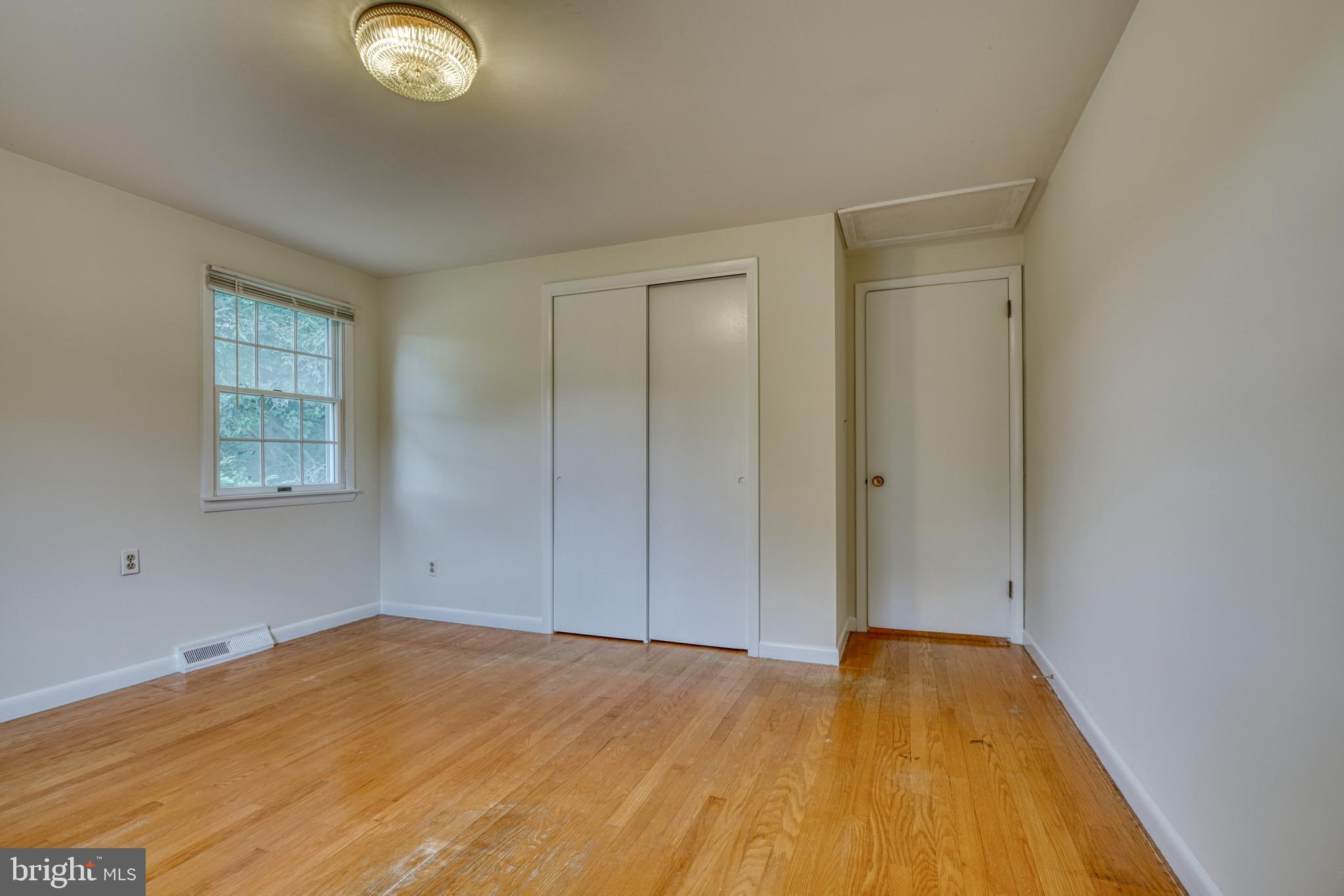 COLONIAL ACRES - Residential