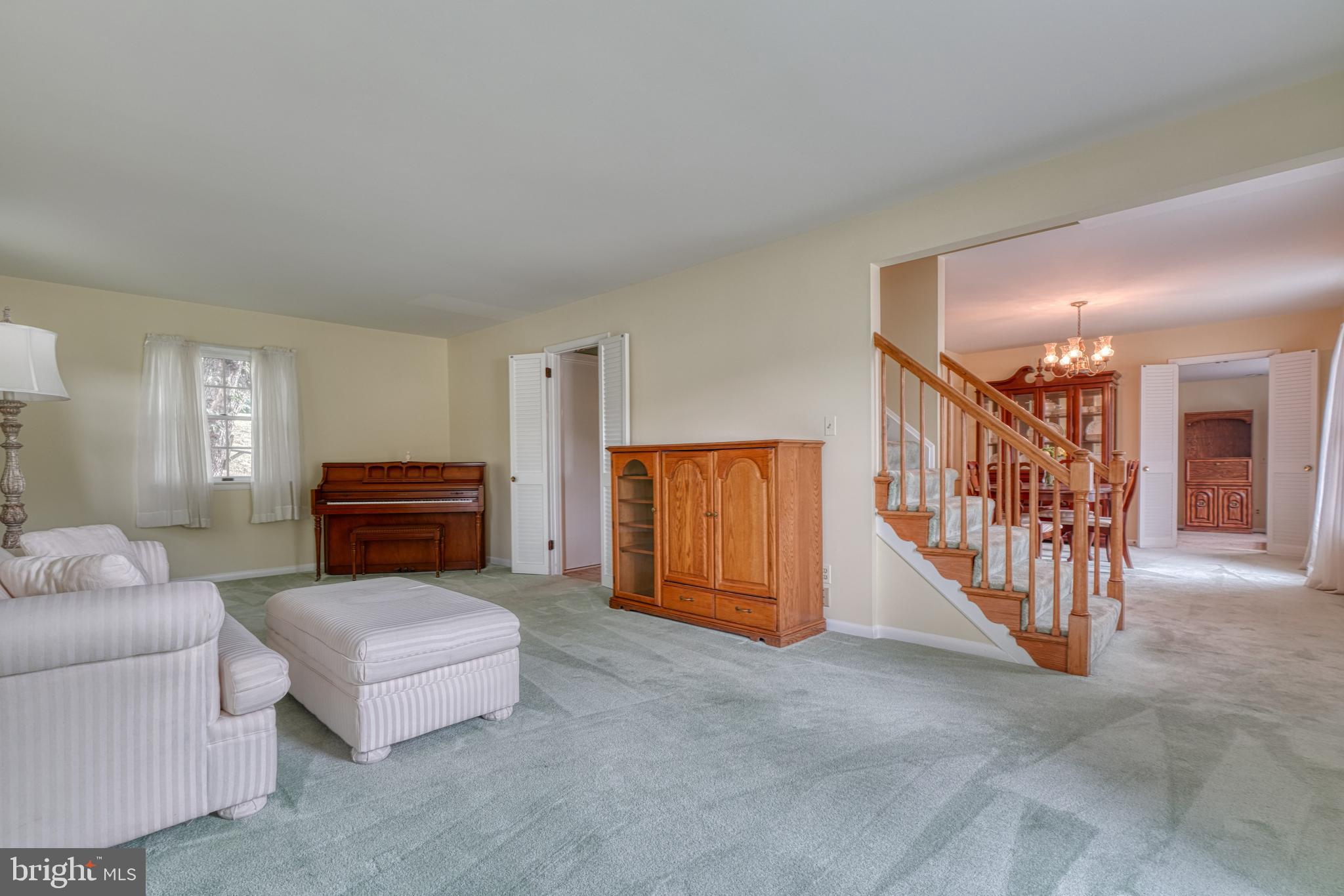 COLONIAL ACRES - Residential