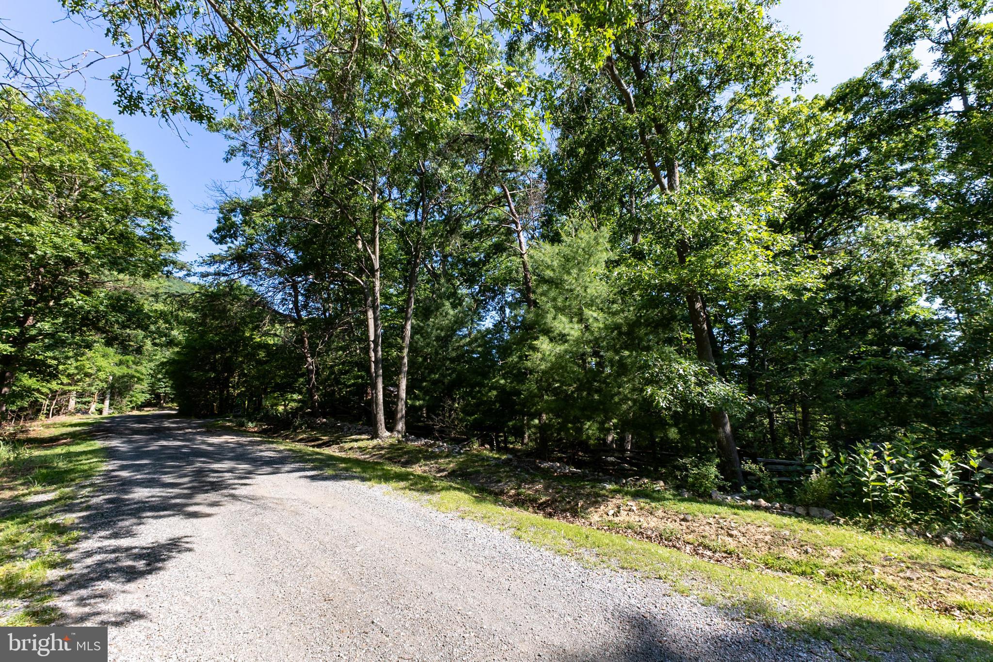 PANORAMA VIEW DR.