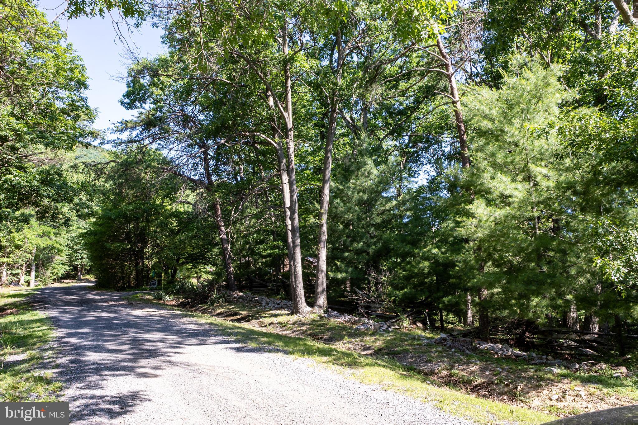 PANORAMA VIEW DR.