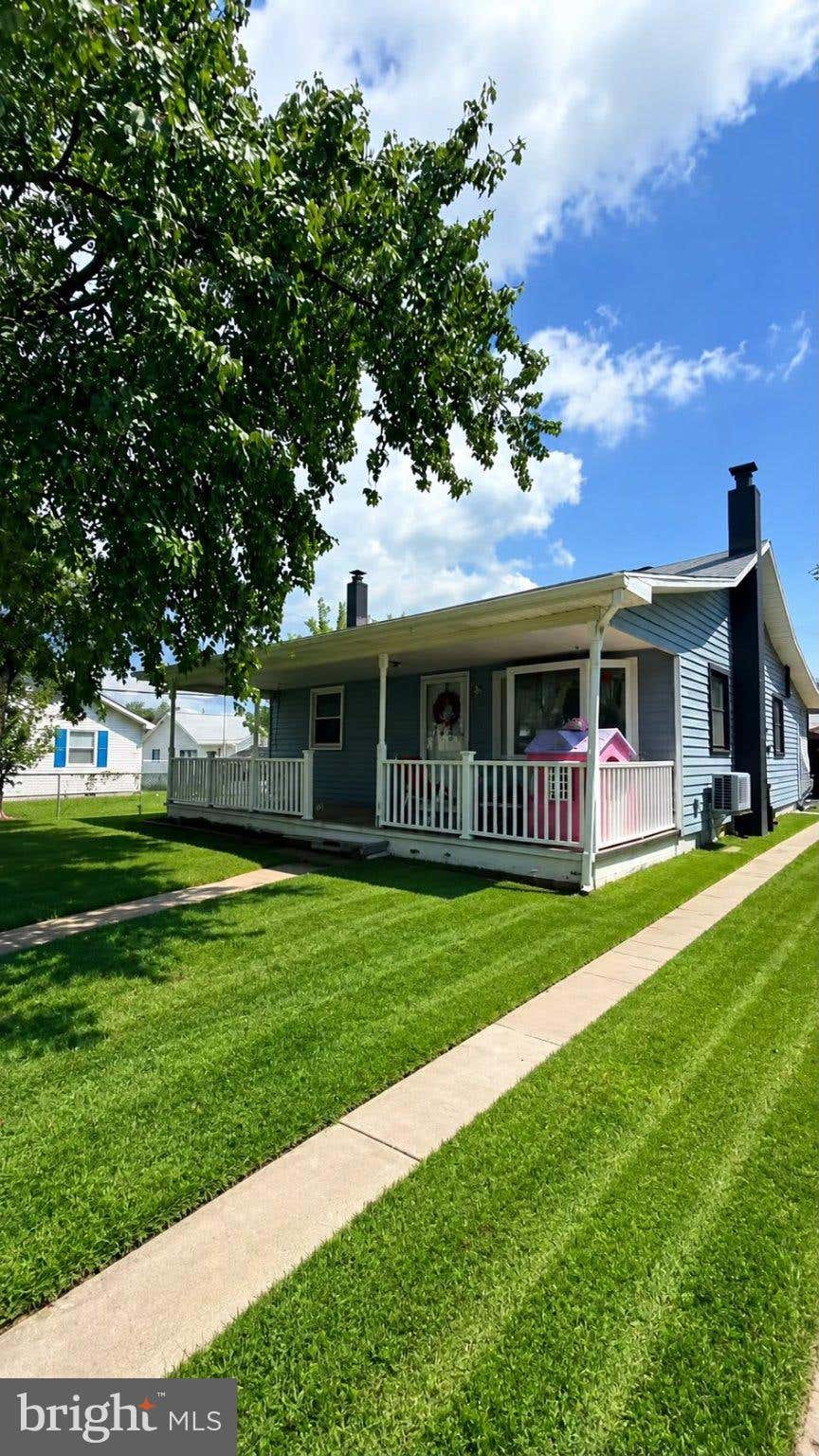 Photo of 2 Right Rudder Court, MIDDLE RIVER, MD 21220 (MLS # MDBC2172940)