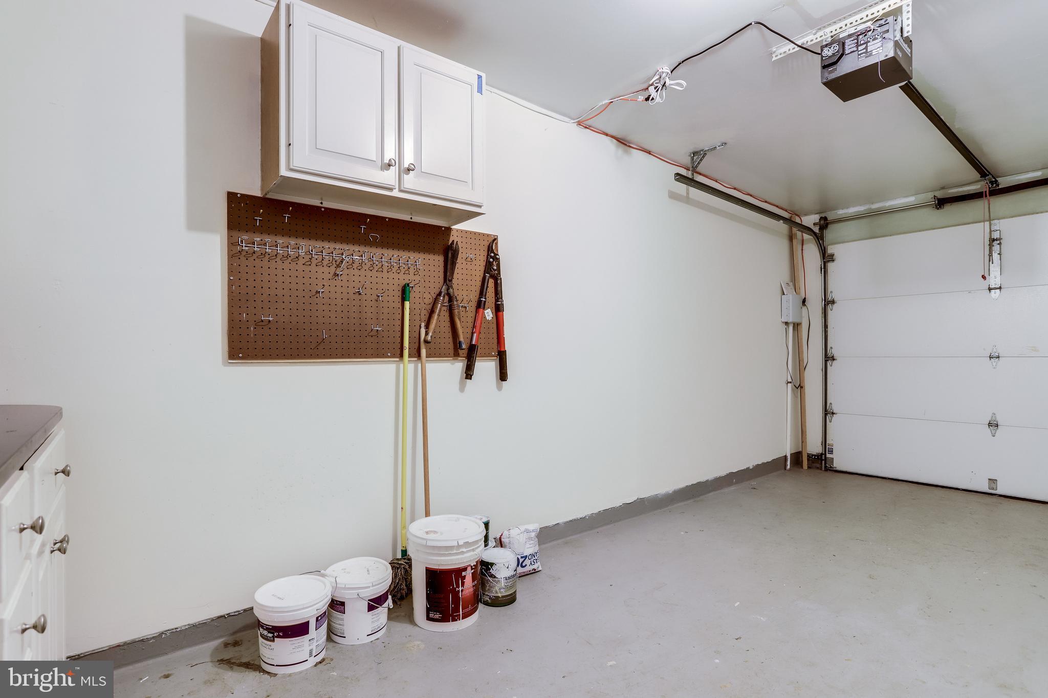 POTOMAC VALLEY - Residential