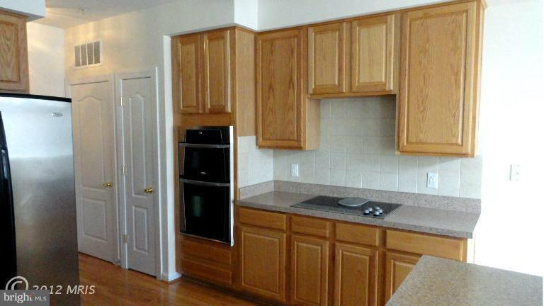 CARRIAGES AT RUSSETT - Residential Lease