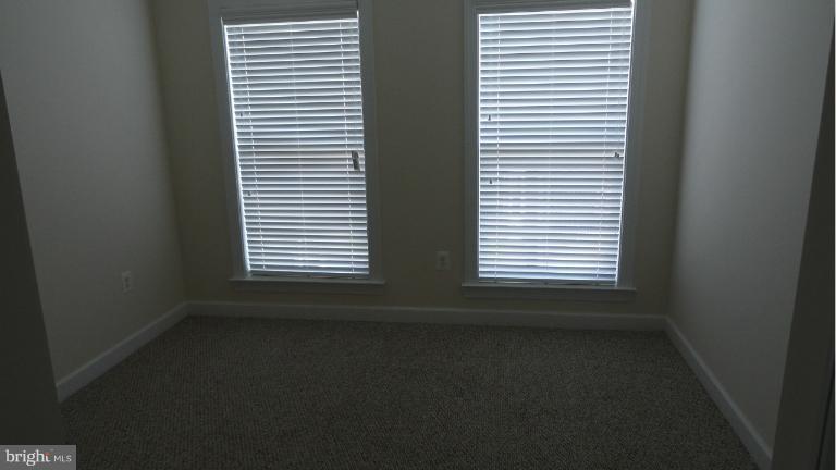 CARRIAGES AT RUSSETT - Residential Lease