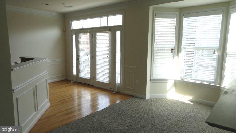 CARRIAGES AT RUSSETT - Residential Lease