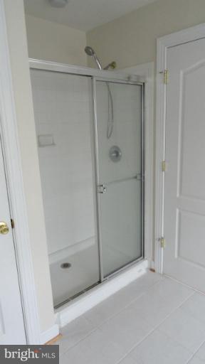 CARRIAGES AT RUSSETT - Residential Lease