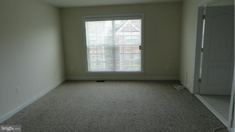 CARRIAGES AT RUSSETT - Residential Lease