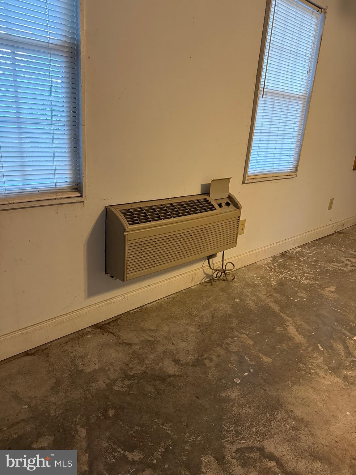 OLD FIELDS LIMITED PARTNERSHIP - Residential