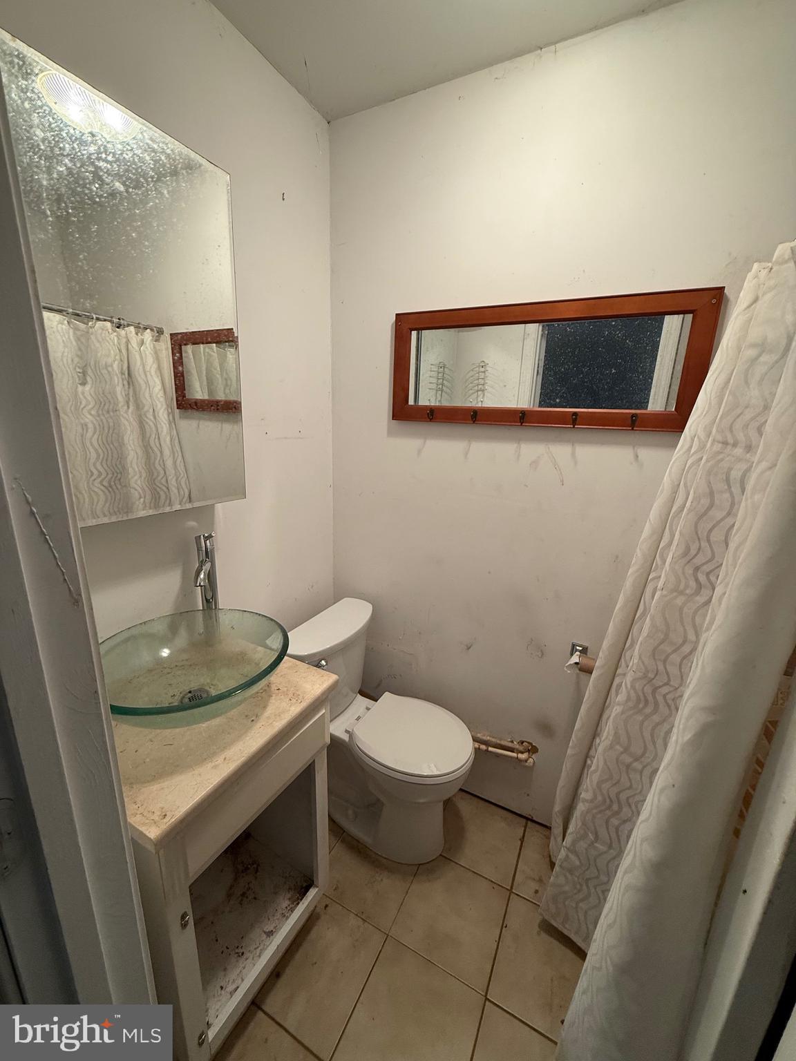 OLD FIELDS LIMITED PARTNERSHIP - Residential