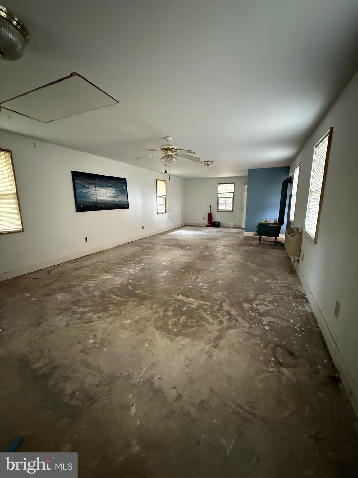 OLD FIELDS LIMITED PARTNERSHIP - Residential