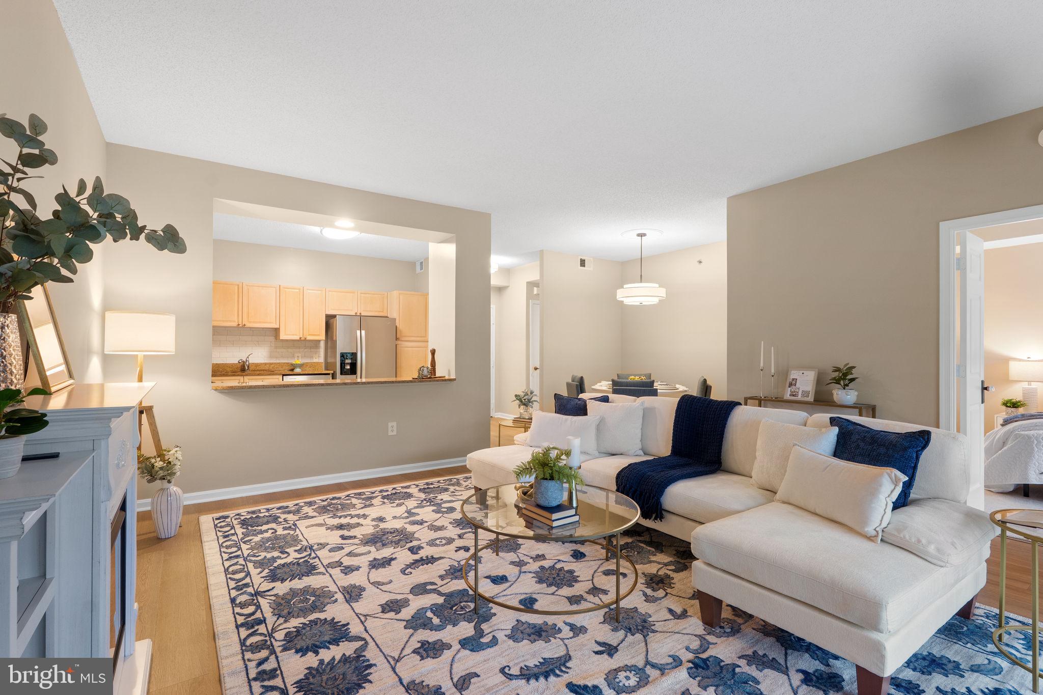 VANTAGE POINT WEST AT LW - Residential