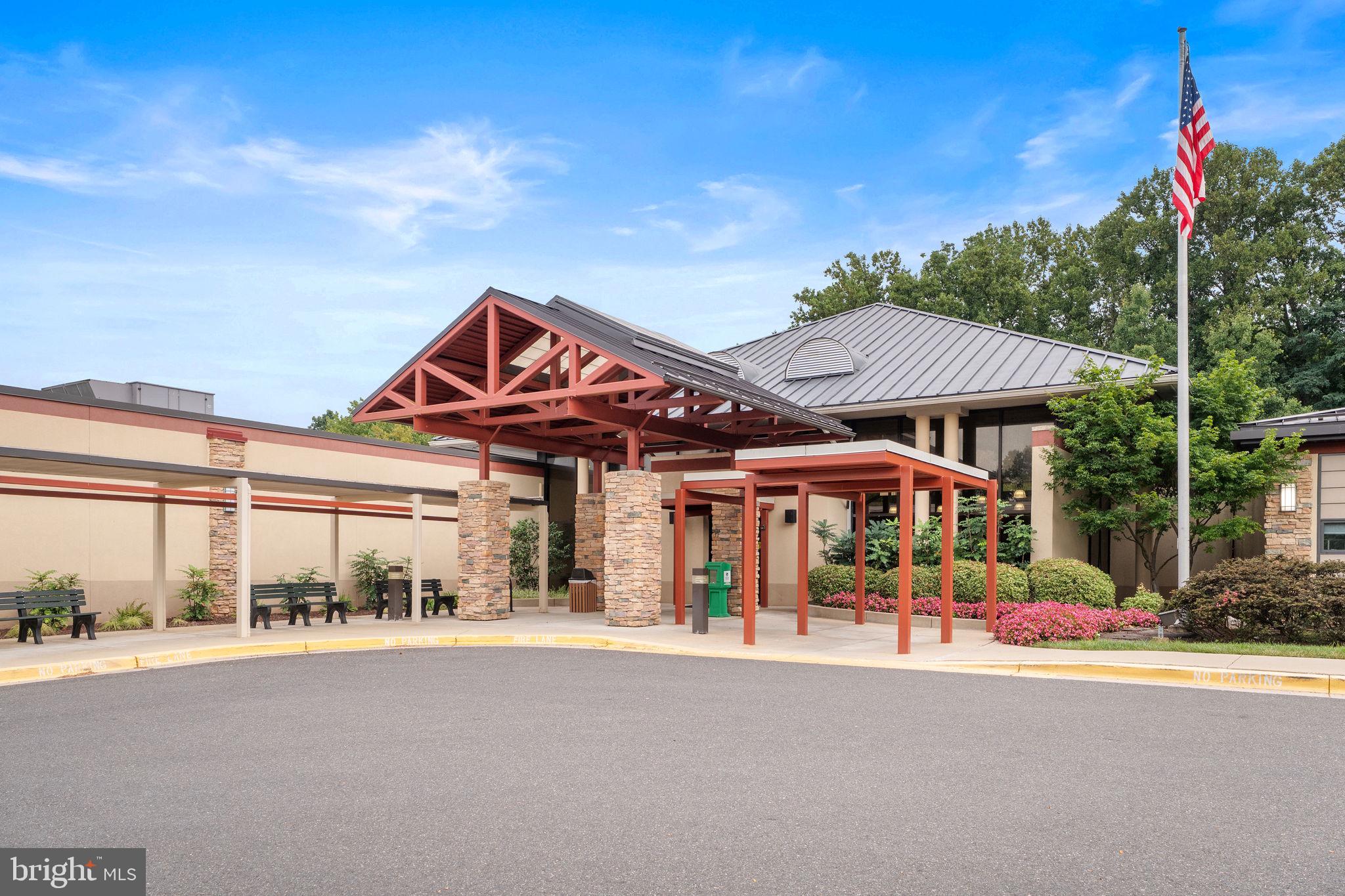 VANTAGE POINT WEST AT LW - Residential