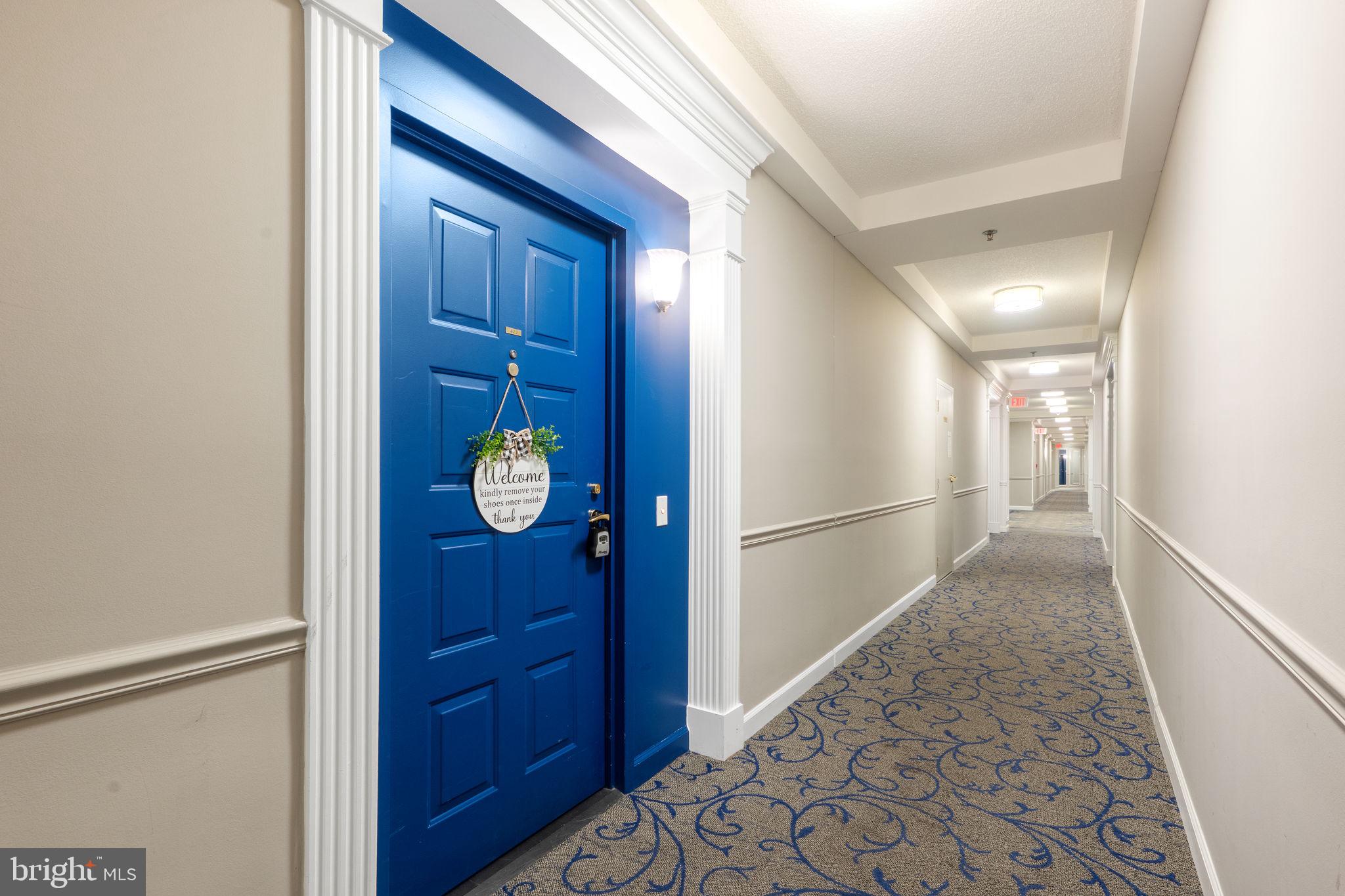 VANTAGE POINT WEST AT LW - Residential