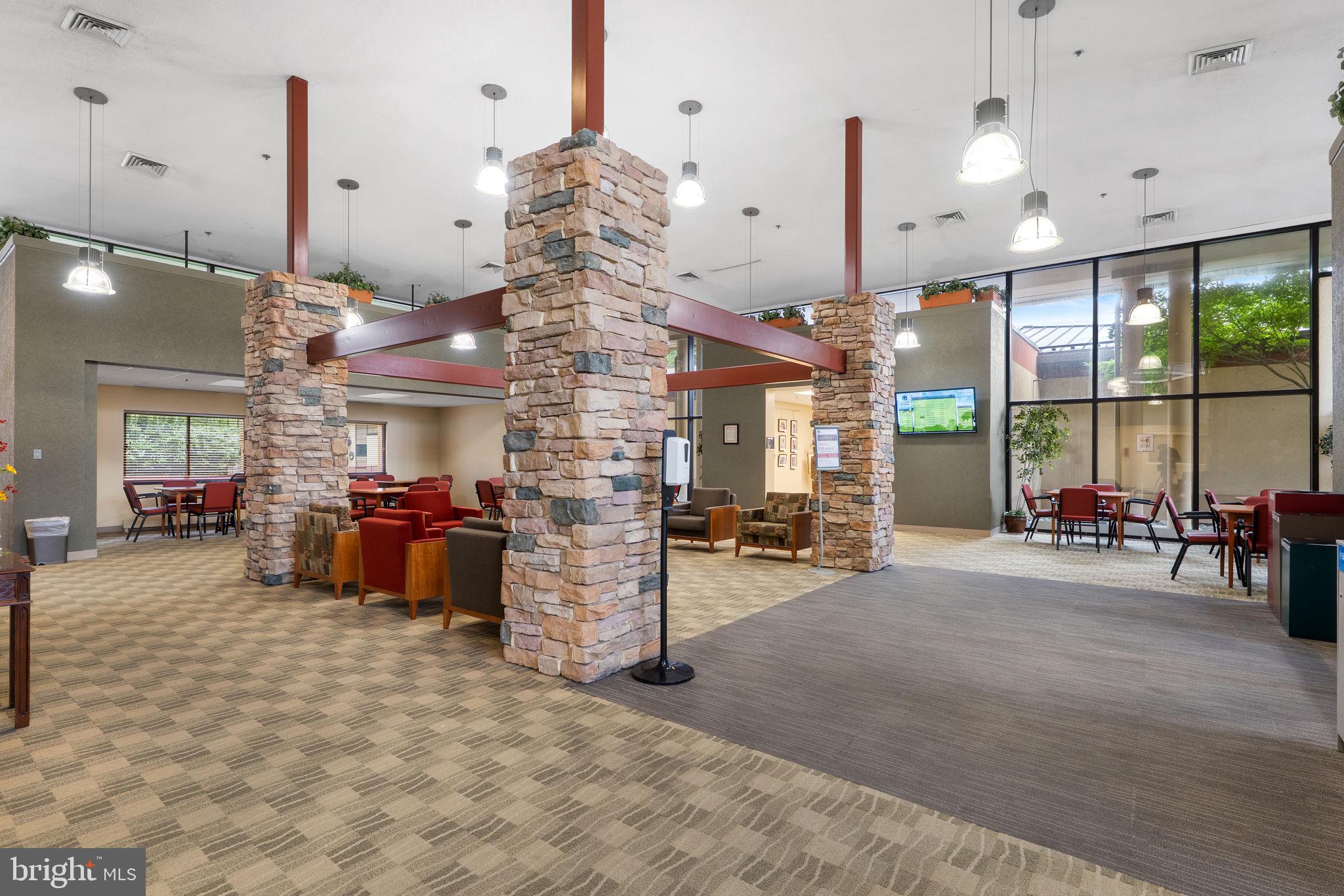 VANTAGE POINT WEST AT LW - Residential