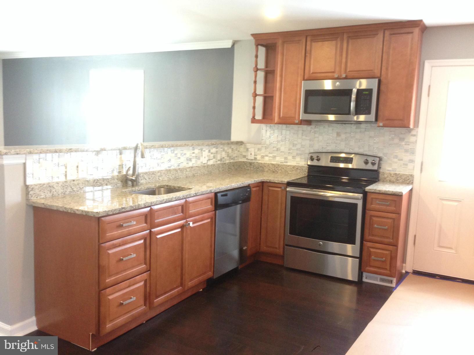 BRADBURY PARK - Residential