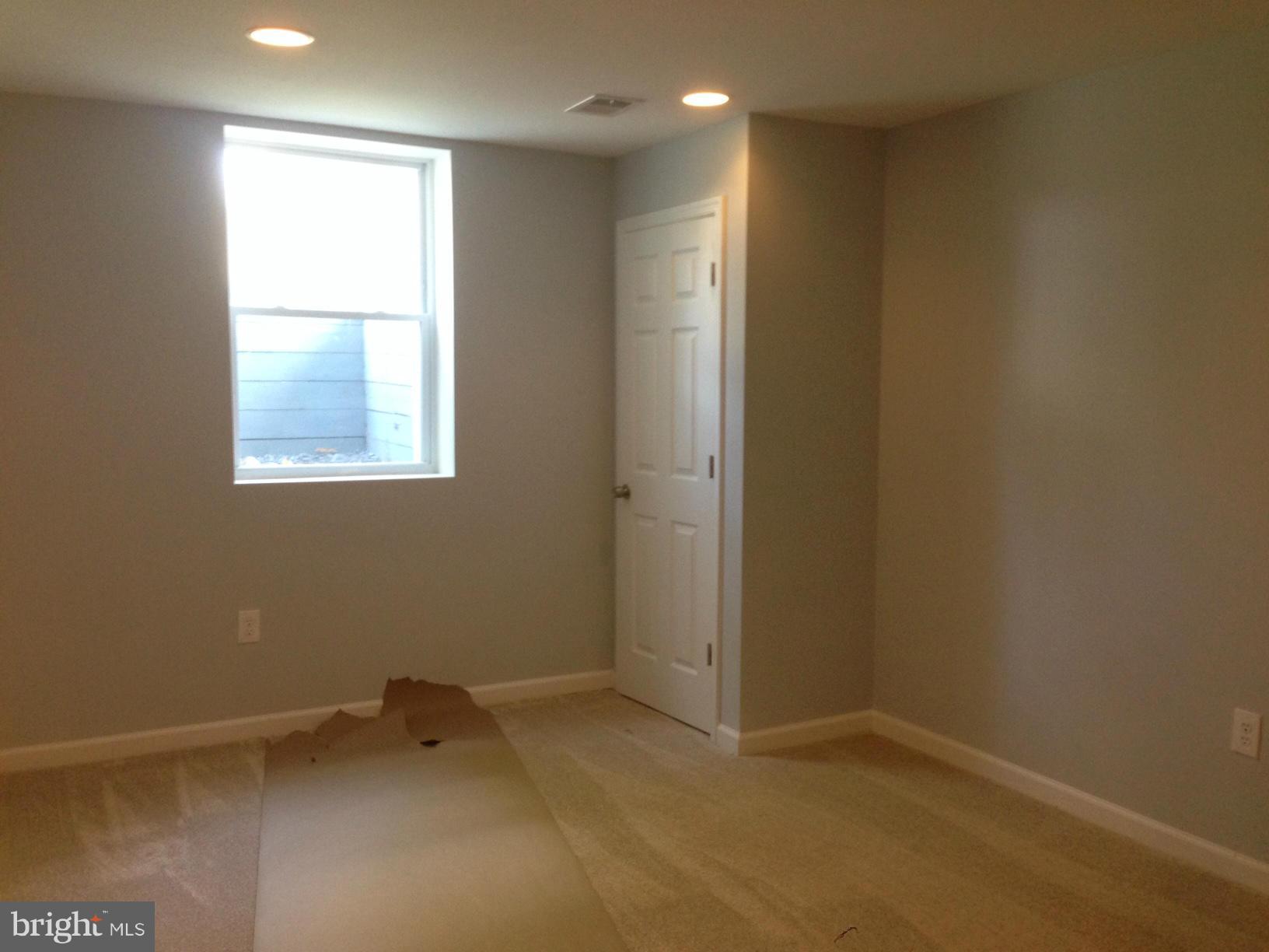 BRADBURY PARK - Residential