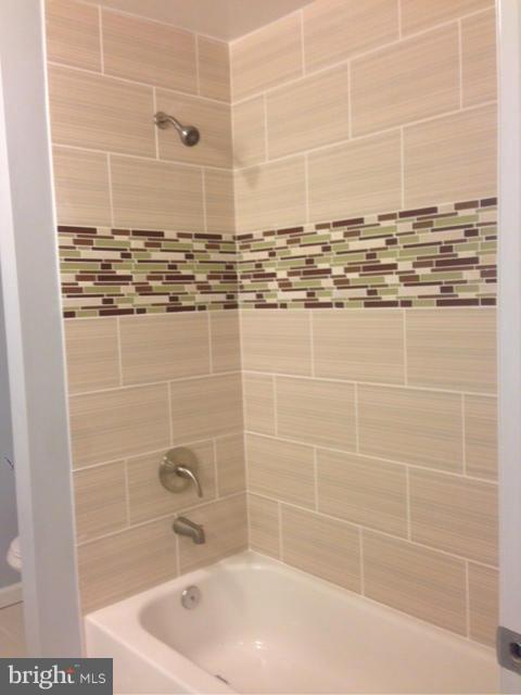 BRADBURY PARK - Residential