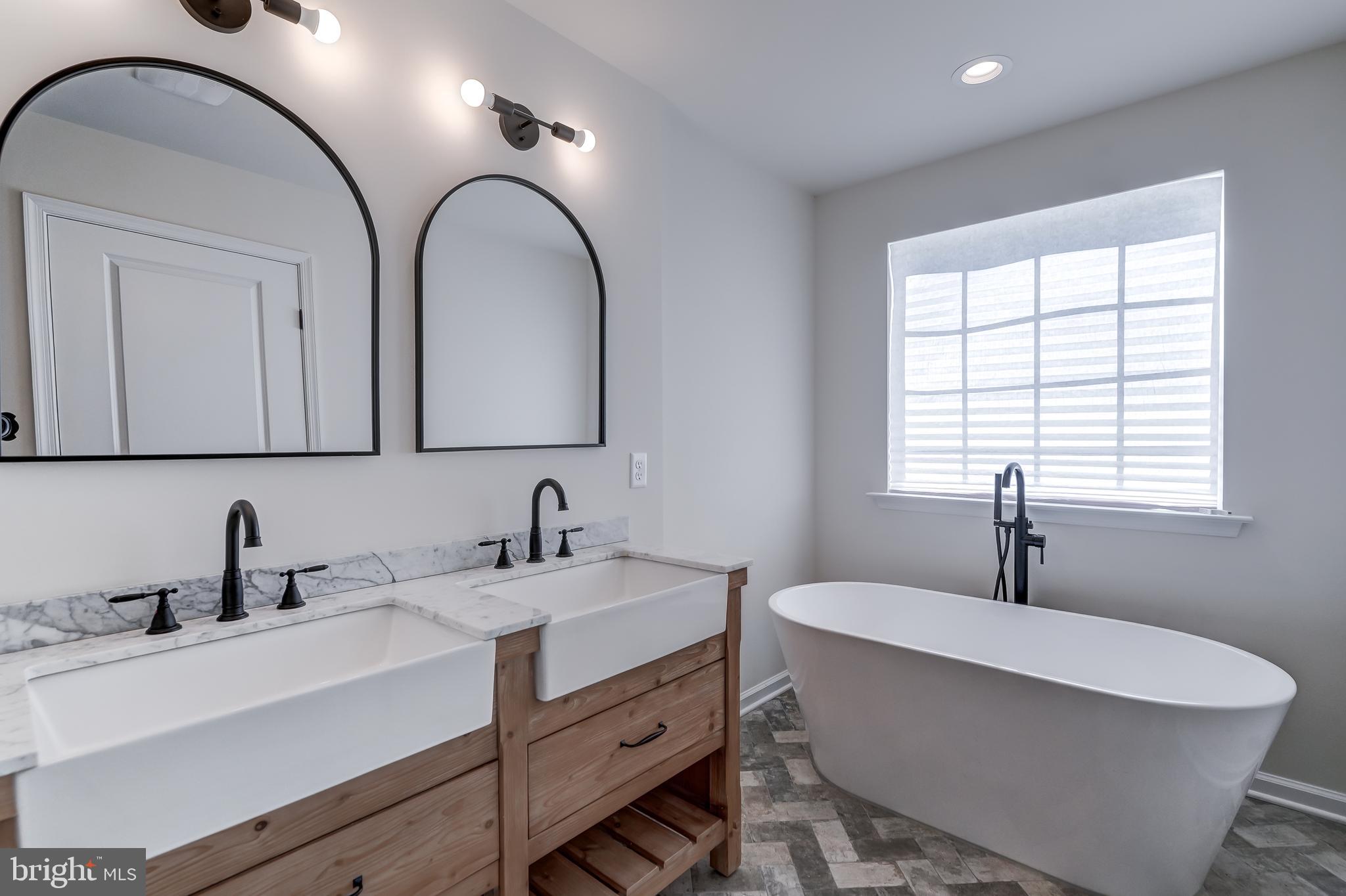 DUKES PLANTATION - Residential