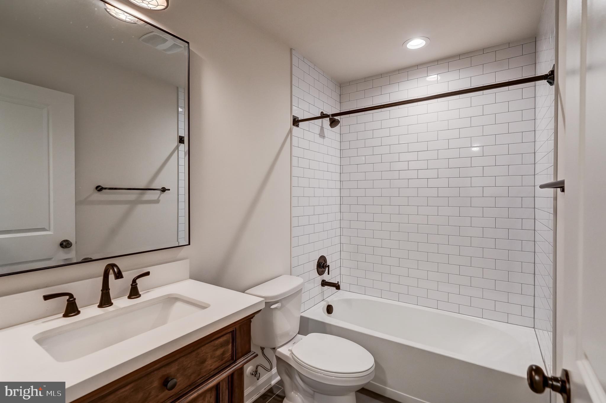 DUKES PLANTATION - Residential