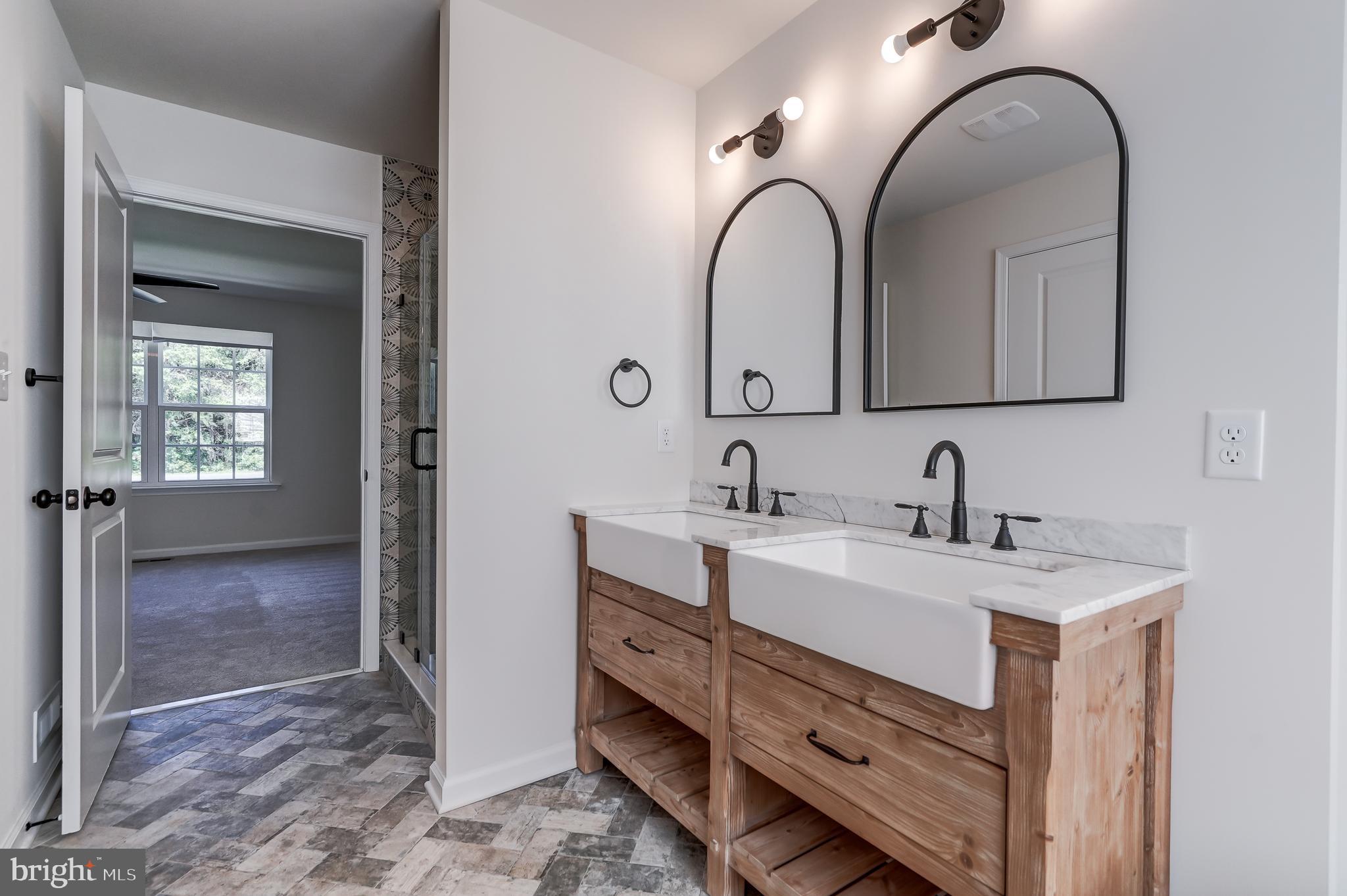 DUKES PLANTATION - Residential