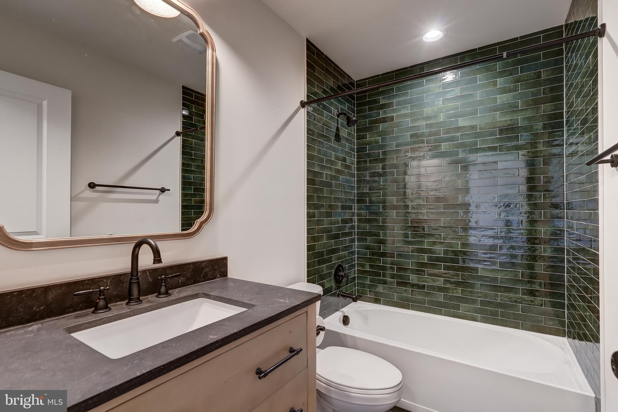 DUKES PLANTATION - Residential